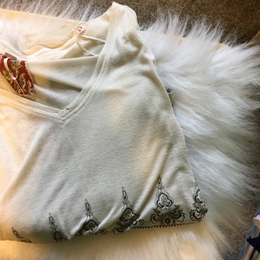 NWT Free People Medallion Print Top - Picture 6 of 6